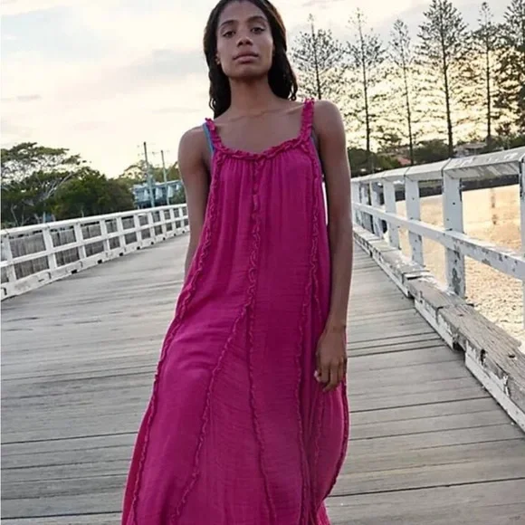 hilary pleated maxi dress Emerald Green Moonglade Pleated Maxi Column Dress